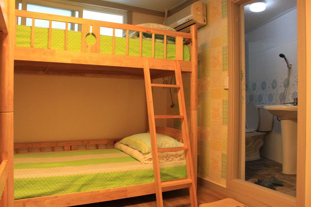 Hostel Wow Seul Zewnętrze zdjęcie